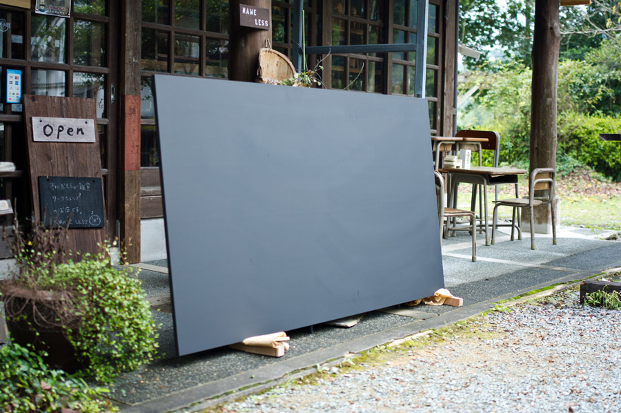 家具屋がおすすめするDIY黒板塗料の話！と熊本県和水町へ黒板納品
